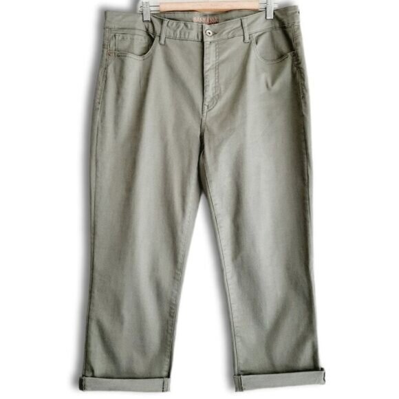 SANTANA JEANS Tummy Control Cropped Casual Capri Pants Green Sz 16 - Picture 2 of 13